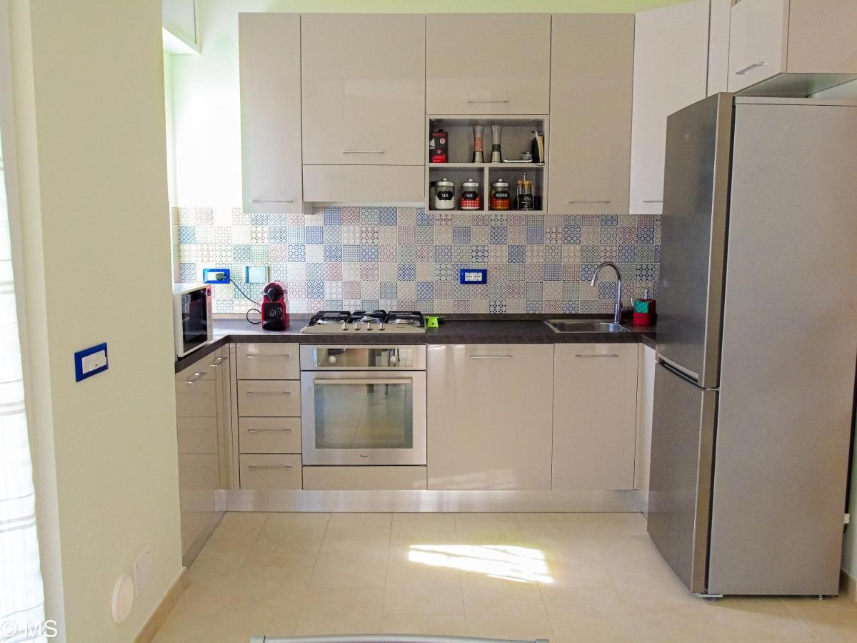 Pietra Home, Posto Auto, Ac ,Wifi, 150Mt Dal Mare Pietra Ligure Buitenkant foto