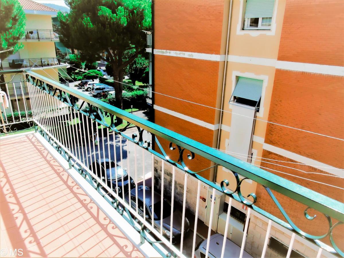 Pietra Home, Posto Auto, Ac ,Wifi, 150Mt Dal Mare Pietra Ligure Buitenkant foto